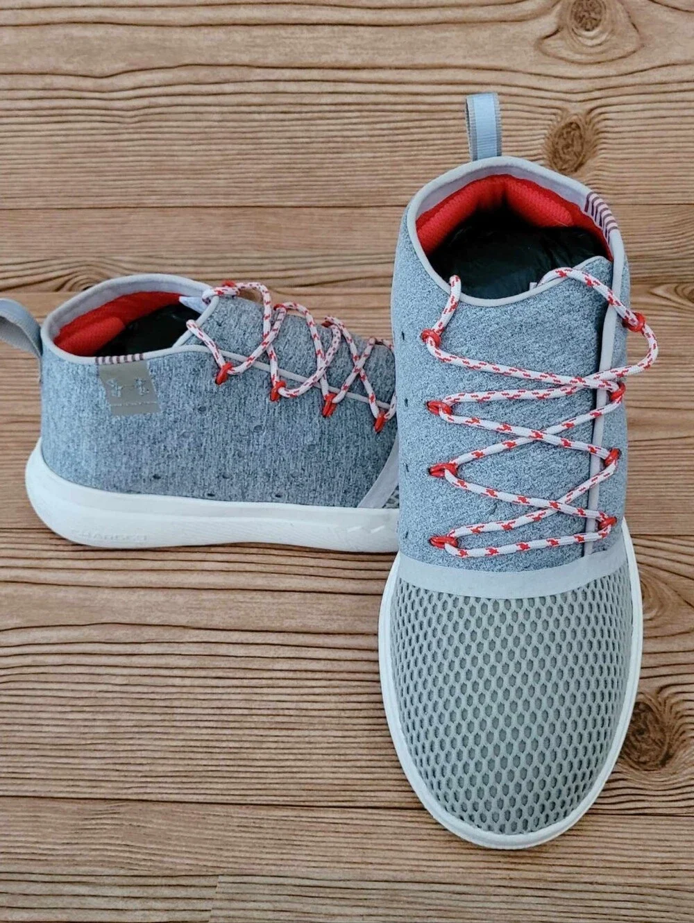Under Armour 257 Charged Sneakers